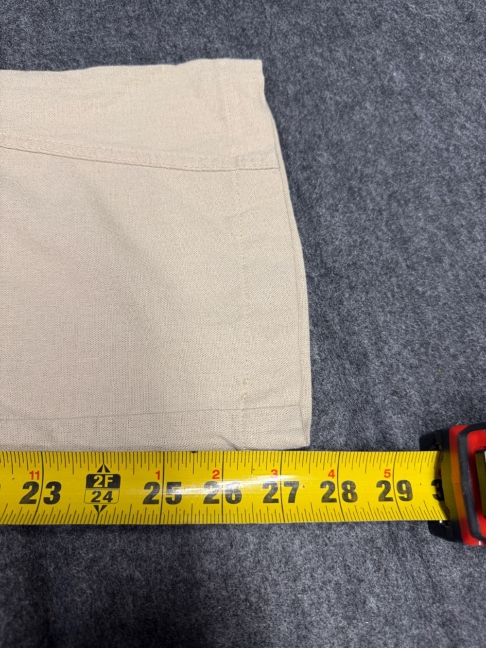 Cali1850 Woman’s beige Drawstring Joggers with Relaxed Legs - Picture 5 of 7